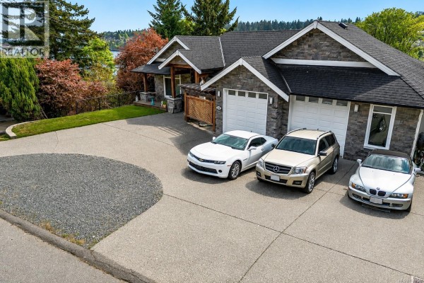 Living room/Dining room - 1460 Sherwood Dr, Nanaimo, BC V9T1G7 Photo 3