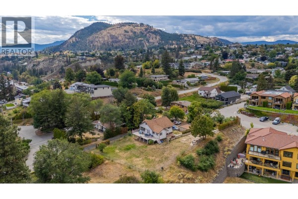 14602 Fisher Close, Summerland, BC, photo 3