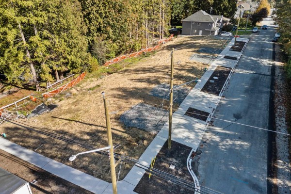 14619 60a Avenue, Surrey, BC V3S3A2 Photo 4