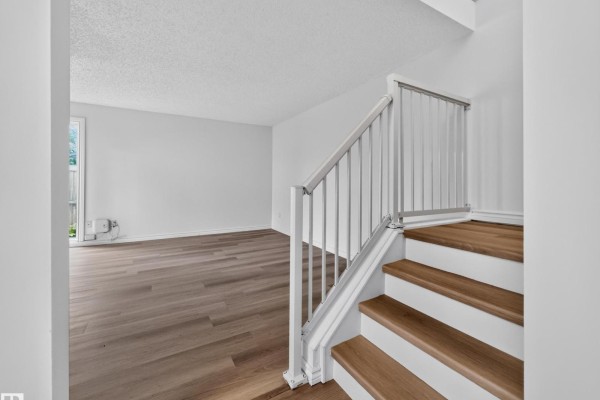 Primary Bedroom - 14644 25 St Nw, Edmonton, AB Y5Y1X4 Photo 5
