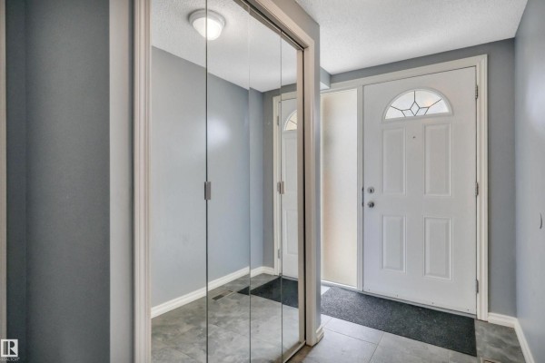 Kitchen - 14644 52 St Nw, Edmonton, AB T5A3M7 Photo 3