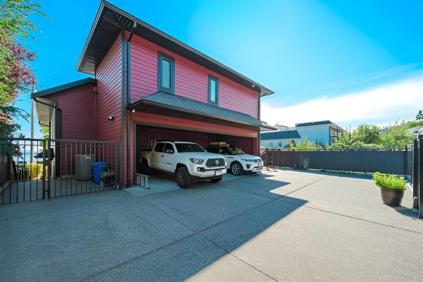 14647 Marine Drive, White Rock, BC V4B1B8 Photo 4