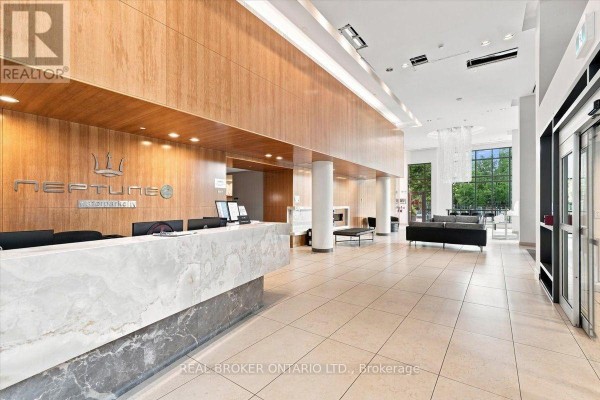 1468 - 209 Fort York Boulevard, Toronto, ON, photo 2