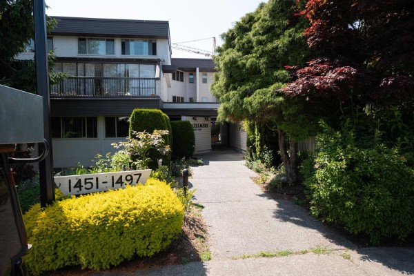 1469 Merklin Street, White Rock, BC, photo 2