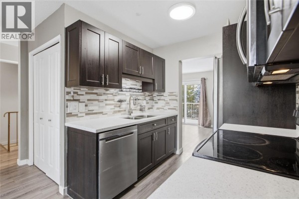 Primary Bedroom - 1469 Springhill Drive Unit# 22, Kamloops, BC V2E1H5 Photo 5