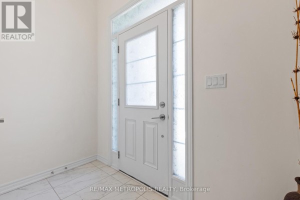 1469 Watercress Way, Milton Photo 5