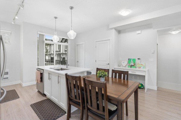 147 6030 142 Street, Surrey, BC V3X0J5 Photo 4