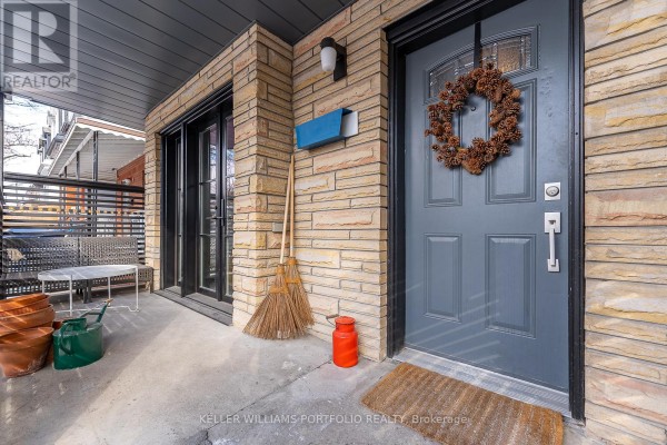 147 Claremont Street, Toronto, ON M6J2M7 Photo 3