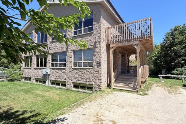 147 Kandahar Lane, Blue Mountains, ON L6Y0N3 Photo 2