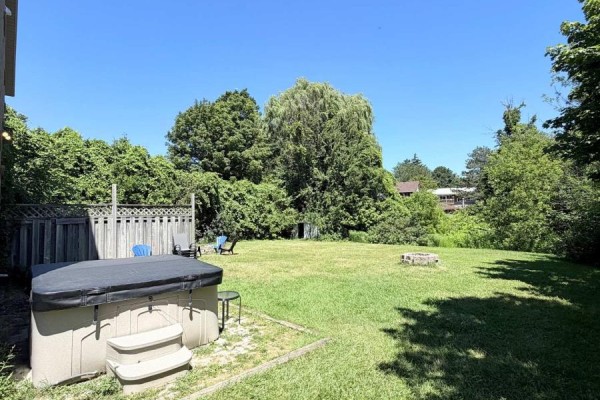 147 Kandahar Lane, Blue Mountains, ON L6Y0N3 Photo 4