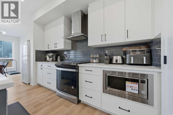 4pc Bathroom - 147 Magnolia Path Se, Calgary, AB T3M3X6 Photo 4
