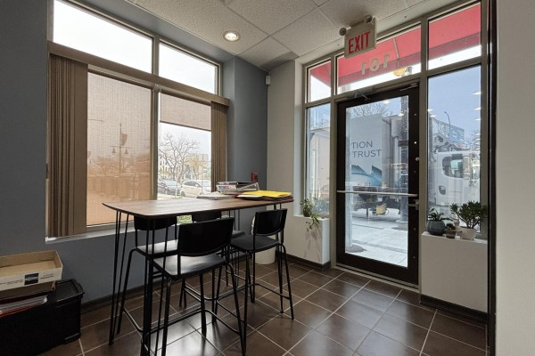 147 Provencher Blvd, Winnipeg, MB R2H0C9 Photo 4