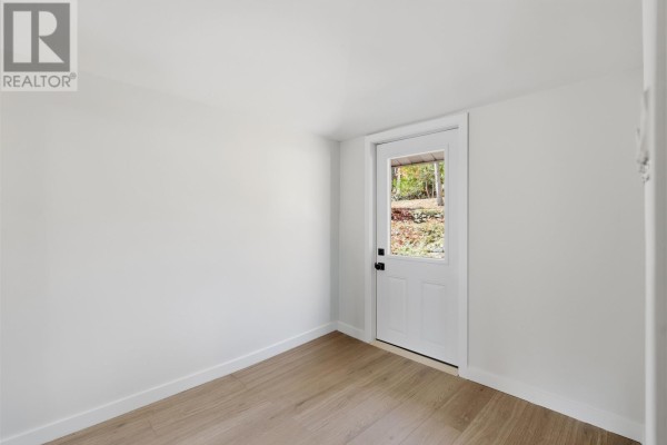 Foyer - 147 Shannon Rd, Sault Ste  Marie, ON P6A4J9 Photo 3
