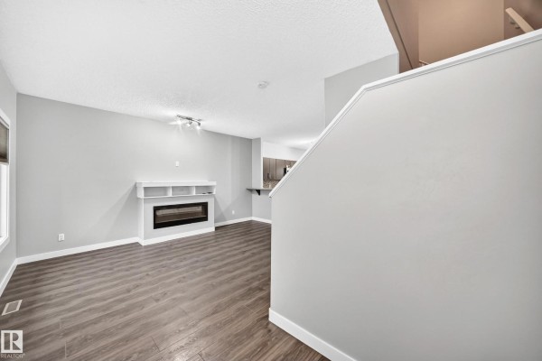 1470 33 St Nw, Edmonton, AB, photo 3