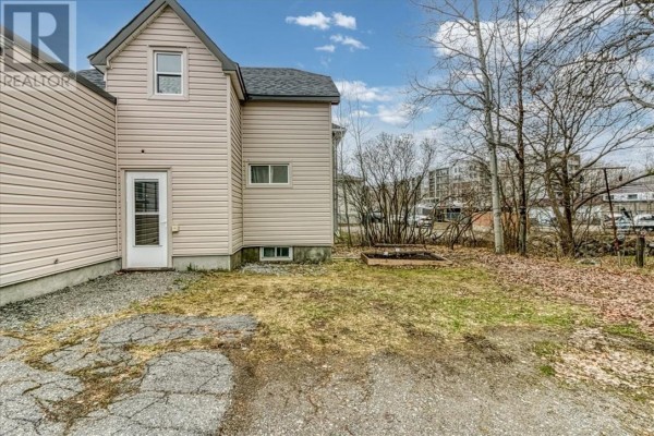1471-1477 Paris Street, Sudbury, ON P3E3B7 Photo 5