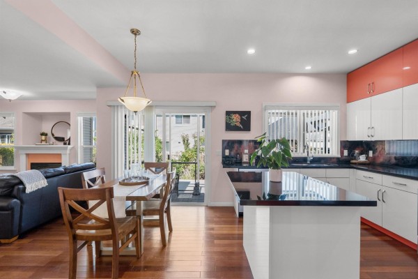 14711 75a Avenue, Surrey, BC V3S8Y6 Photo 4