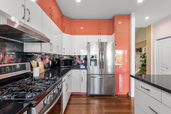 14711 75a Avenue, Surrey, BC V3S8Y6 Photo 5