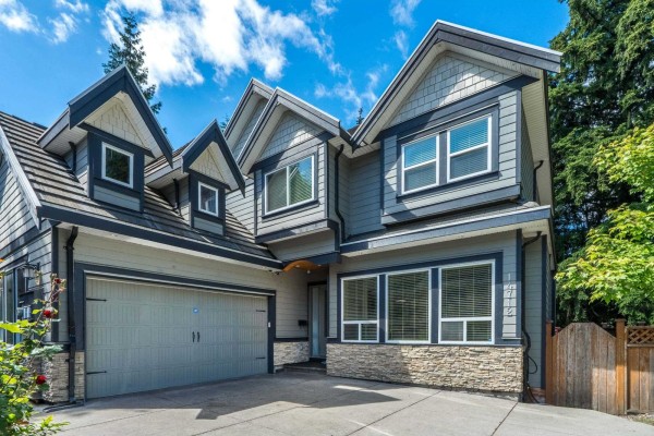 14712 34a Avenue, Surrey, BC V4P0B3 Photo 2