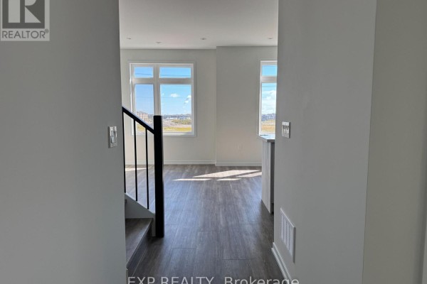1472 19th Avenue, Richmond Hill, ON L4E1P5 Photo 2