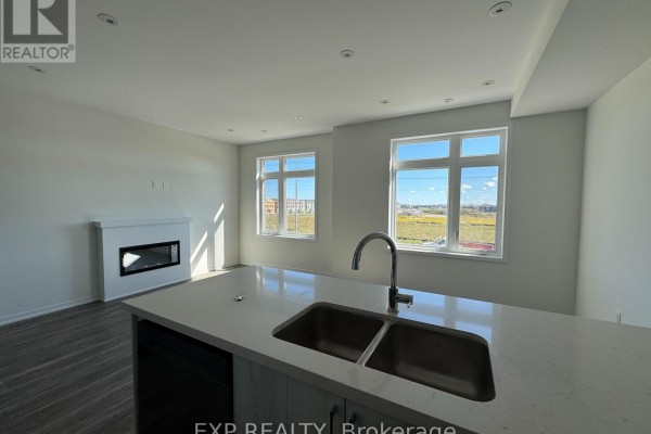 1472 19th Avenue, Richmond Hill, ON L4E1P5 Photo 5