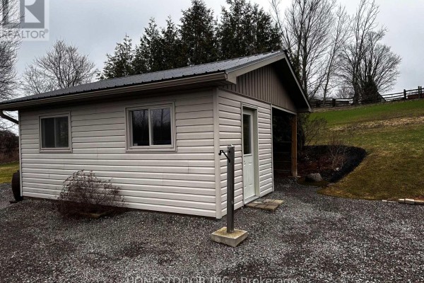 1472 Heritage Line, Otonabee South Monaghan, ON, photo 3