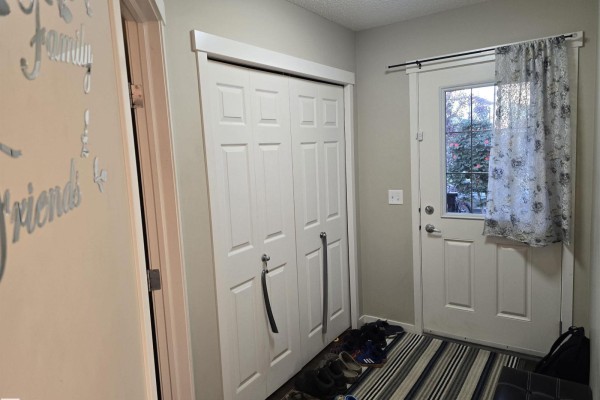 Primary Bedroom - 1474 33b St Nw, Edmonton, AB T6T0X6 Photo 4