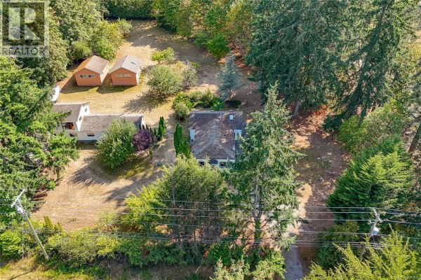 1475 Mctavish Rd, North Saanich, BC, photo 2