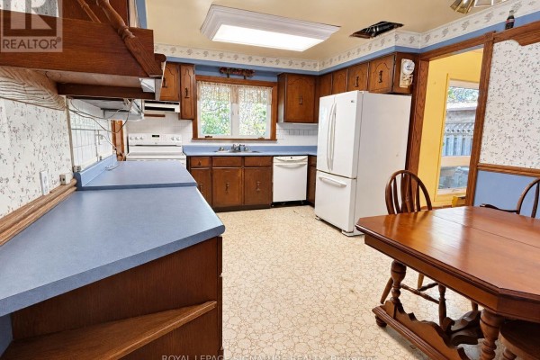 Primary Bedroom - 1476 Fieldlight Boulevard, Pickering, ON L1V2S4 Photo 5