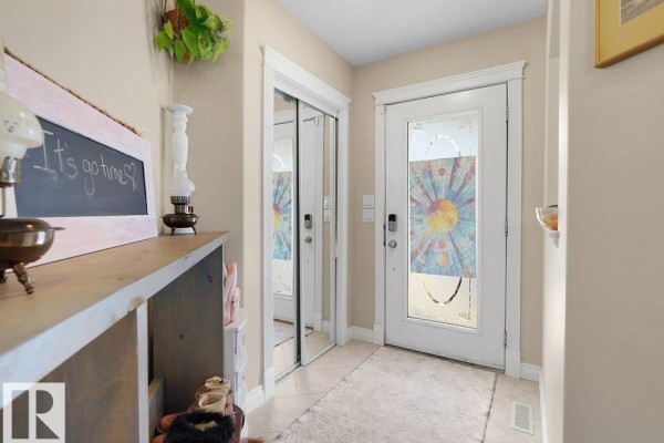 1476 Mcmillian Wy Sw, Edmonton, AB, photo 3