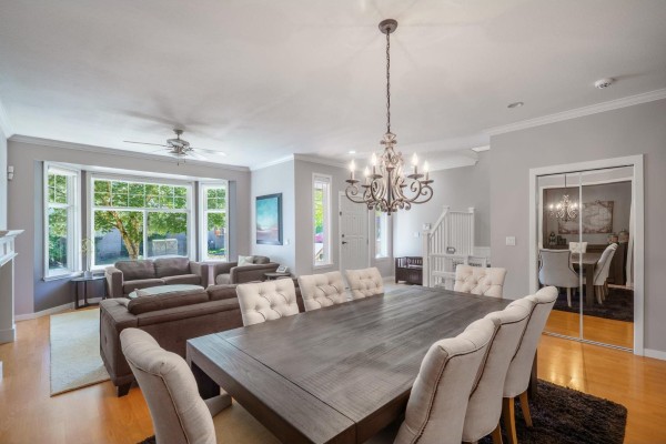 14775 59a Avenue, Surrey, BC V3S0R6 Photo 4