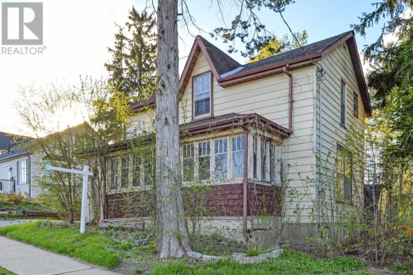 148 Centre Street, Aurora, ON L4G1K1 Photo 2