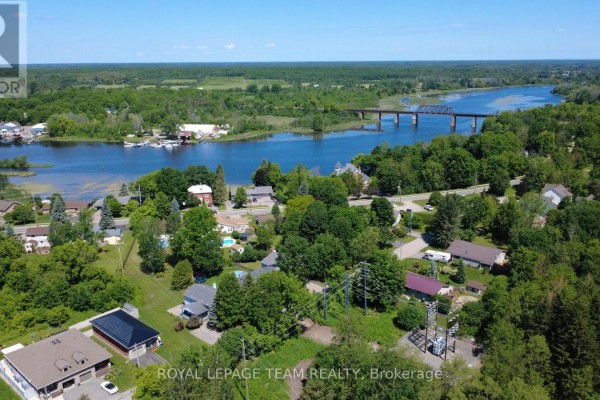 148 Charlotte Street, Merrickville Wolford, ON, photo 2