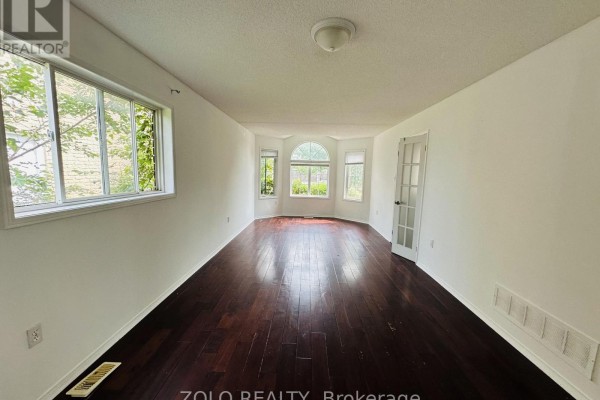 148 Cheltenham Road, Barrie, ON L4M6S6 Photo 4