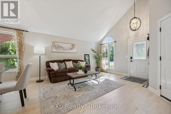 Recreation room - 148 Clairfields Drive W, Guelph, ON N1G5A3 Photo 5