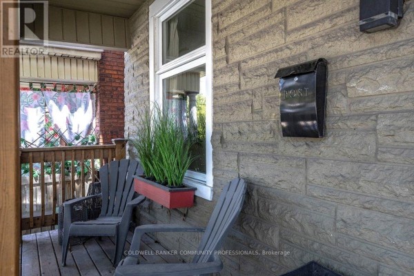 148 Dundurn Street N, Hamilton, ON, photo 2