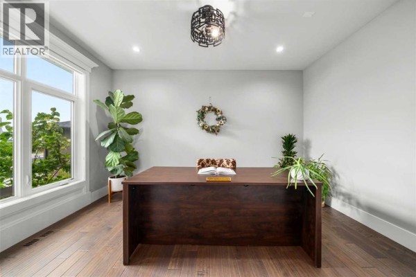 Living room - 148 Kinniburgh Loop, Chestermere, AB T1X0V1 Photo 4