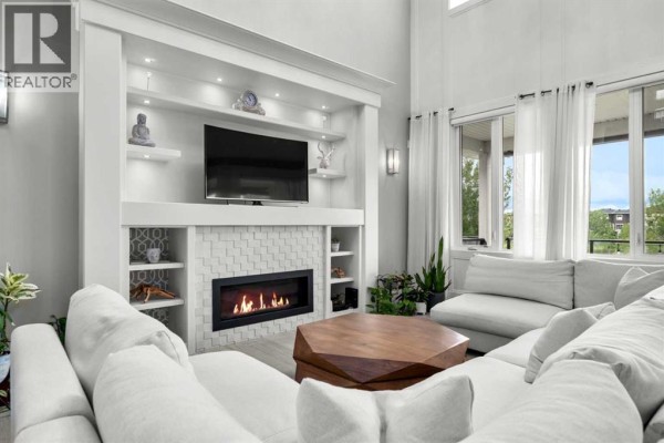 Pantry - 148 Kinniburgh Loop, Chestermere, AB T1X0V1 Photo 5