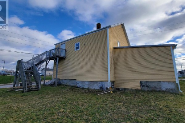 148 Main Street, Yarmouth, NS B5A1B8 Photo 4