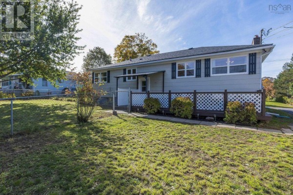 Kitchen - 148 Maple Avenue, Berwick, NS B0P1E0 Photo 3