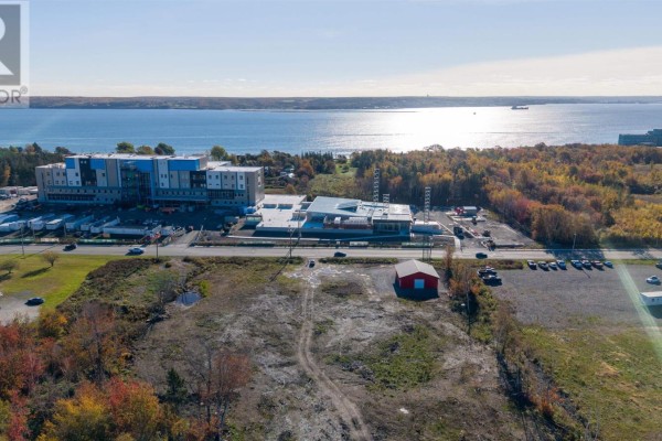 148 Memorial Drive, Sydney Mines, NS B1V0B4 Photo 2