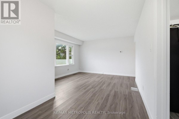 148 Winchester Road E, Whitby, ON L1M1X2 Photo 3