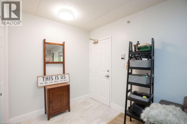 Bedroom - 1480 Bishops Gate Unit# 207, Oakville, ON L6M4N4 Photo 3