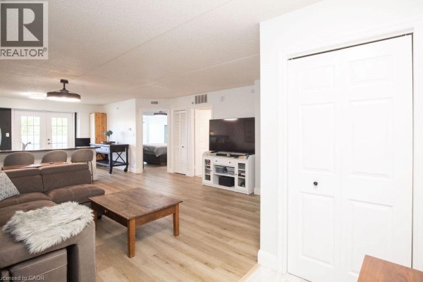 Bedroom - 1480 Bishops Gate Unit# 207, Oakville, ON L6M4N4 Photo 4