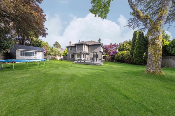 14816 20a Avenue, Surrey, BC V4A8L3 Photo 4