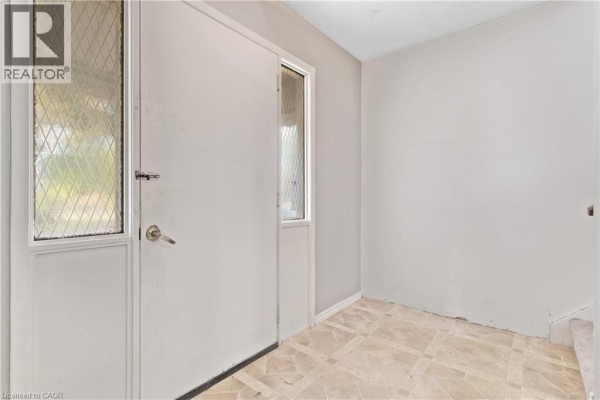 2pc Bathroom - 1482 Wildren Place, Cambridge, ON N3H5A9 Photo 3