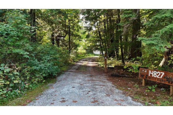 14827 Sylvester Road, Mission, BC V2V0B9 Photo 2
