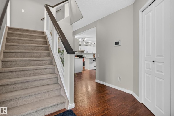 Kitchen - 14832 48 St Nw, Edmonton, AB T5Y2X1 Photo 3