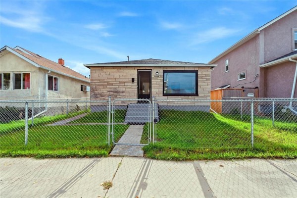 1484 Pacific Avenue, Winnipeg
