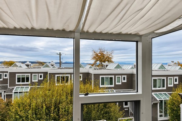 14848 Beachview Avenue, White Rock, BC V4B1N7 Photo 2
