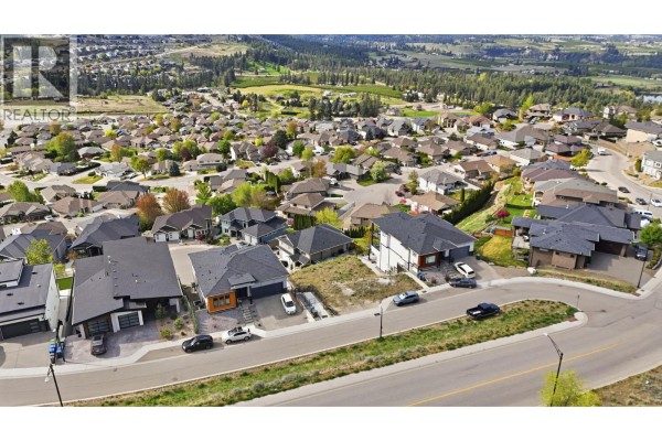 1485 Fairwood Lane, Kelowna, BC, photo 2